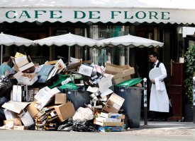 A Paris, éboueurs et égoutiers sont en grève illimitée