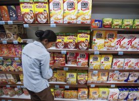 Alimentation : 7 marques épinglées pour leurs emballages "remplis de vide"