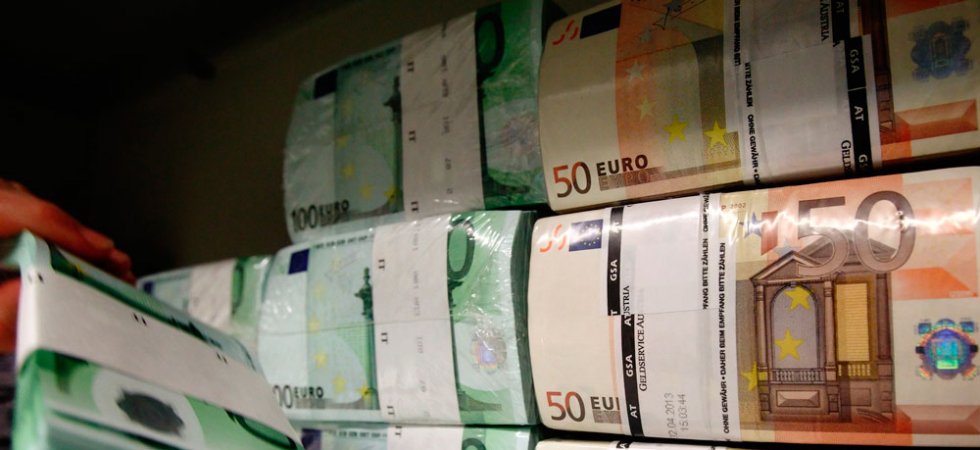Devises : l'euro grimpe, insensible aux annonces de la BCE