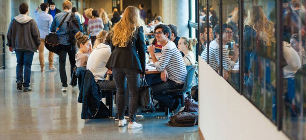 Macron prévient les étudiants, pas de retour à la normale au 2ème semestre