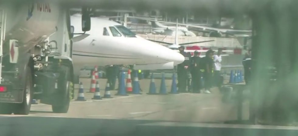 Neymar est arrivé à Paris sous haute escorte