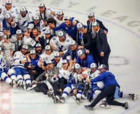 NHL : Le Tampa Bay Lightning sacré champion !