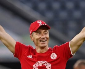 Bayern Munich : Lewandowski " très fier " d'avoir égalé le record de Gerd Müller