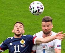 Les Tchèques douchent l'Ecosse