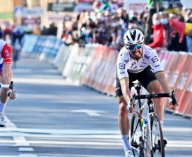 Liège-Bastogne-Liège : Premier Monument pour Tadej Pogacar, vainqueur devant Julian Alaphilippe et David Gaudu
