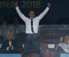 Macron magique dans le vestiaire