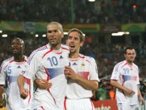 Pas de retraite pour Zidane ! Pas de retraite pour Zidane !