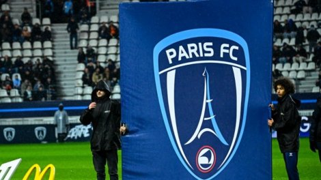 Le Paris FC accélère sa recherche d'un défenseur central