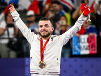 Charles Noakes (badminton) Charles Noakes (badminton)