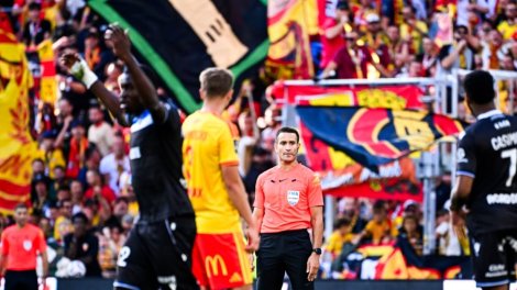 Ligue 1: Δεν έπρεπε να σφυρίξει πέναλτι στον Λενσοΐς