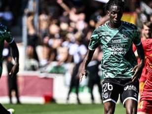 Ligue 2 : Buades achève les Verts après le décalage du match