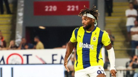 Lens affiche son soutien à Saint-Maximin