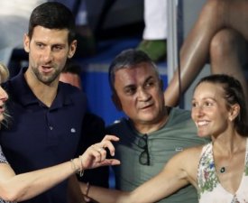 Open d’Australie : Le père de Djokovic met en doute la présence du numéro 1 mondial