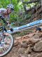 Un légendaire champion de VTT gravement blessé... en trottinette