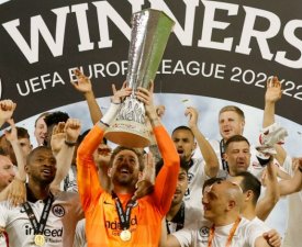 Ligue Europa : Francfort sacré aux tirs au but