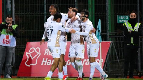 Ligue 2 (J32): Η Δουνκέρκη συντρίβει την Μπουλόν