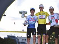 Podium final : Pogacar puissance 5 Podium final : Pogacar puissance 5