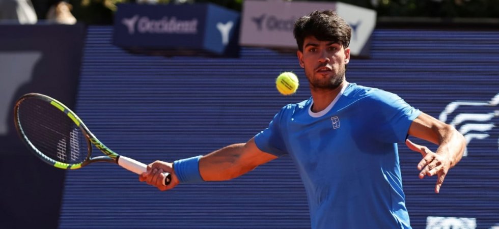 ATP - Barcelone : Alcaraz passe, malgré une alerte
