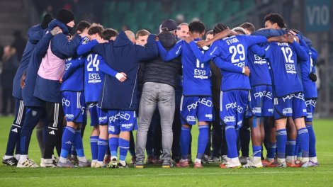 Ligue 2 : Bastia devra recevoir sur terrain ...