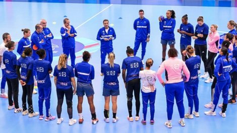 Francuska reprezentacja kobiet w piłce ręcznej zwycięża w pierwszym meczu towarzyskim z Rumunią