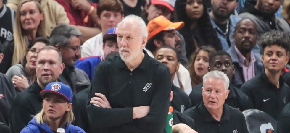 NBA - Spurs : Quand Popovich interrompt le match pour arrêter les sifflets