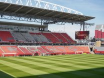 BMO Field (44 315 places) BMO Field (44 315 places)