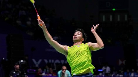 Badminton – Worlds: Ο Toma Popov πετυχαίνει το ντεμπούτο του στο απλό, όχι στο διπλό