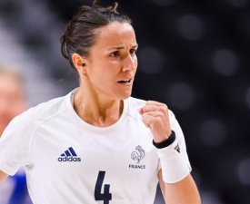 Bleues : Opérée, Coatanéa est remplacée par Granier