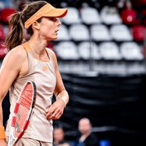 WTA - Rouen : Cornet sortie d'entrée malgré cinq balles de match sauvées 