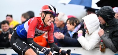 Vuelta (F) : Vollering titrée, deux Françaises dans le top 5 