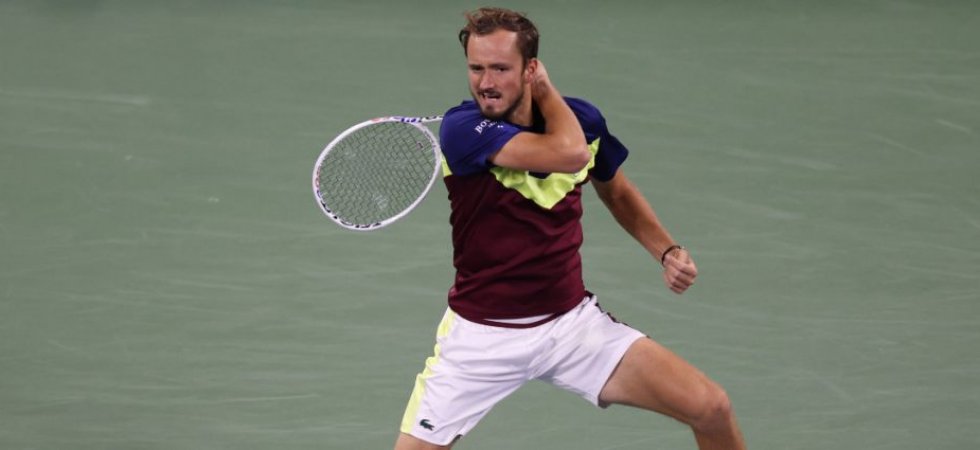 US Open : Quand Medvedev s'embrouille avec une fan alcoolisée