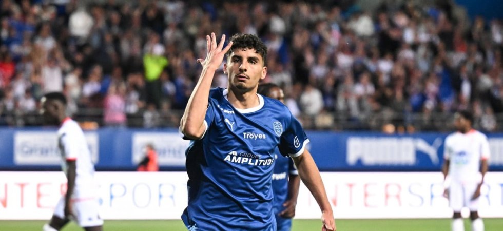 Troyes : Adeline signe à Hambourg (officiel)