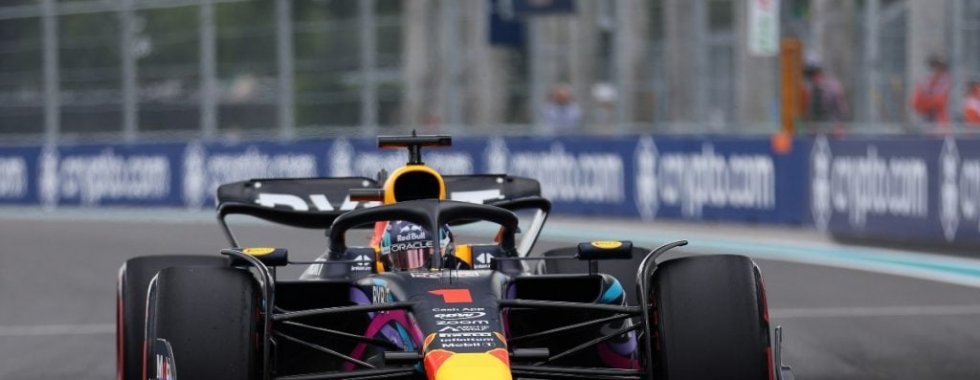 F1 - GP de Miami : Verstappen meilleur temps, tête à queue pour Leclerc 