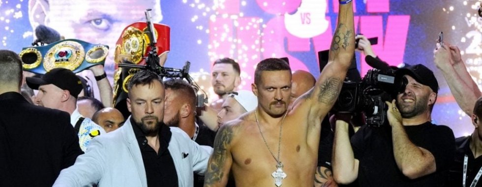 Usyk unifie les ceintures après sa victoire contre Fury