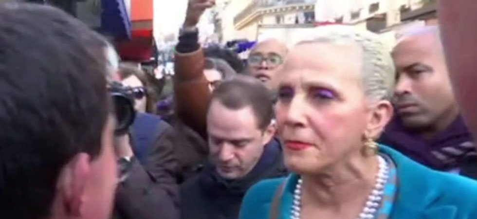 Manuel Valls chahuté lors d'une sortie parisienne
