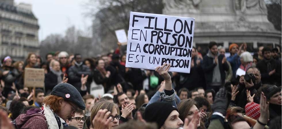 Corruption des élus : les manifestations peuvent-elles avoir un impact ?