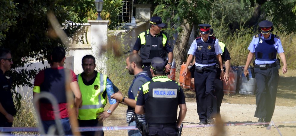 Attentats en Espagne : un numéro de téléphone français retrouvé dans le téléphone d'un suspect