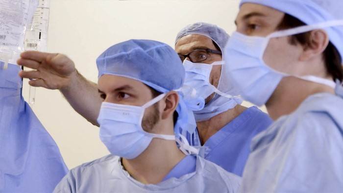Devenir médecins