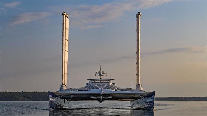 Energy Observer, les messagers de la terre
