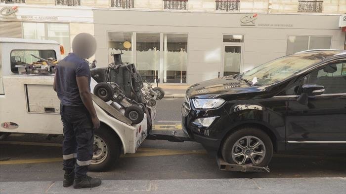 Enquête sous haute tension