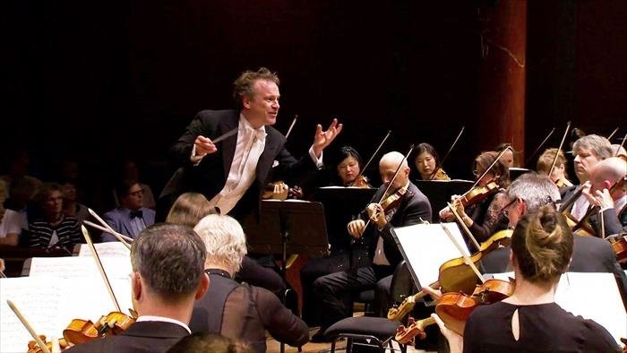 Jonathan Nott dirige Ammann, Bartók, Beethoven