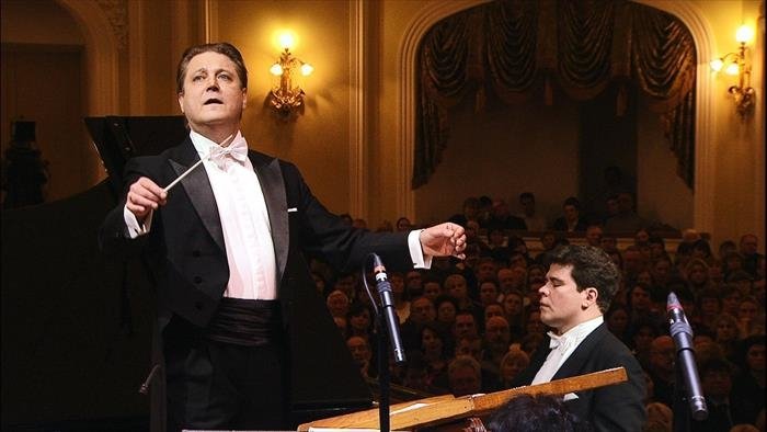 L'Orchestre du Tatarstan joue Rachmaninov et Tchaïkovski