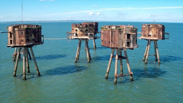 Structures oubliées