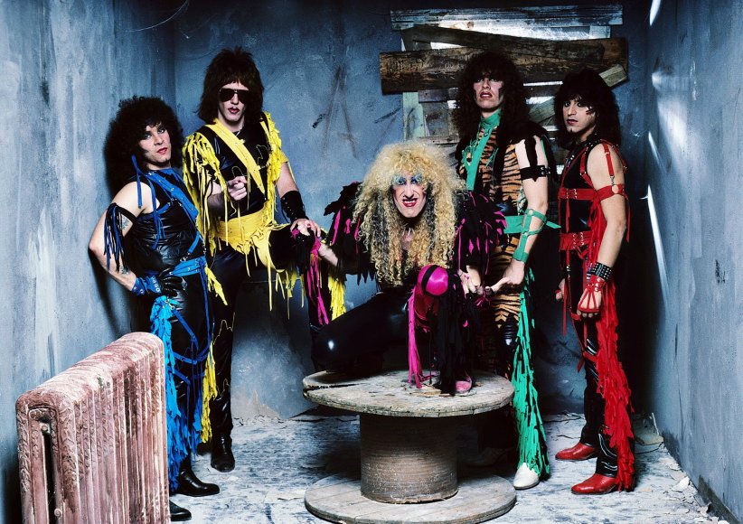 Glam metal : du rock aiguisé et pailleté Glam metal : du rock aiguisé et pailleté