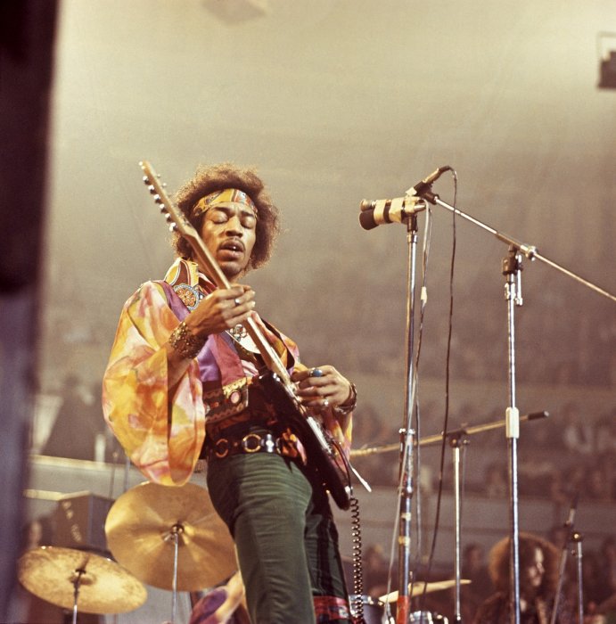 Jimi Hendrix : un guitariste de légende Jimi Hendrix : un guitariste de légende