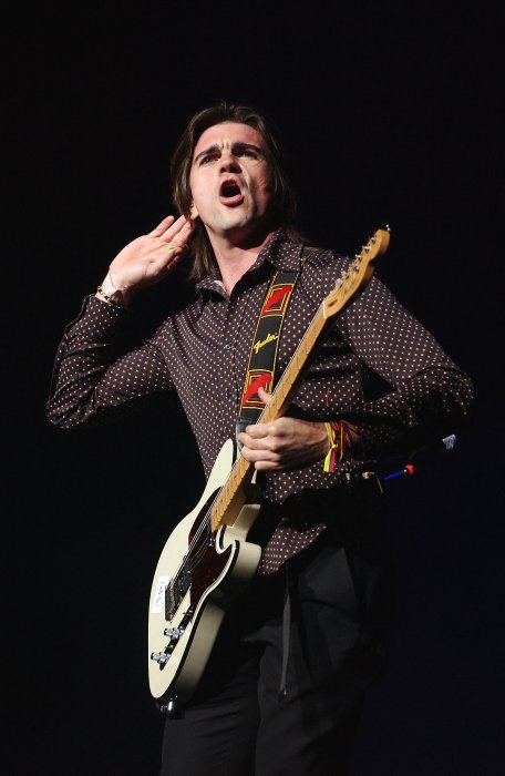 La Camisa Negra de Juanes La Camisa Negra de Juanes