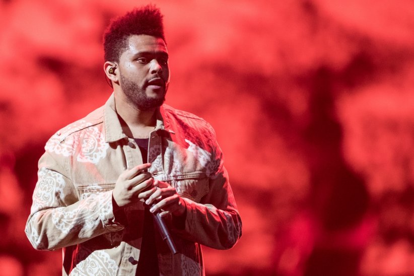 "Earned It" de The Weeknd "Earned It" de The Weeknd
