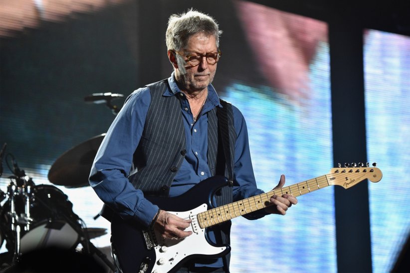 Eric Clapton - "Happy Xmas" (2018) Eric Clapton - "Happy Xmas" (2018)