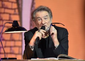 Eddy Mitchell ne remerciera "jamais assez" la musique