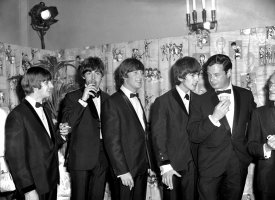 Brian Epstein : le légendaire producteur des Beatles a le droit à un biopic